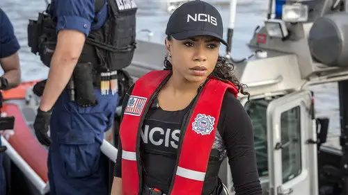 NCIS: Nueva Orleans Temporada 2 Episodios 24 • Sub Español