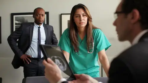 Holby City Temporada 14 Episodios 2 • Sub Español