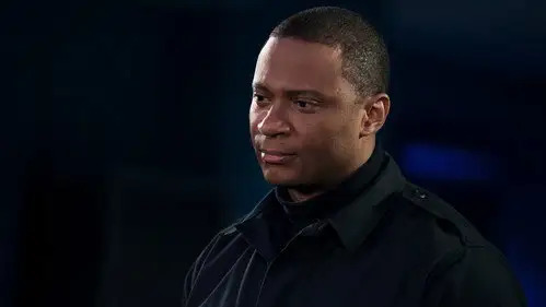 Arrow Temporada 7 Episodios 6 • Sub Español