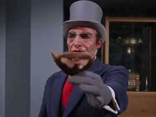 Batman Temporada 1 Episodios 17 • Sub Español