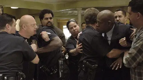 The Shield: Al margen de la ley Temporada 6 Episodios 1 • Sub Español