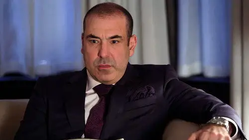 Suits: la clave del éxito Temporada 8 Episodios 8 • Sub Español