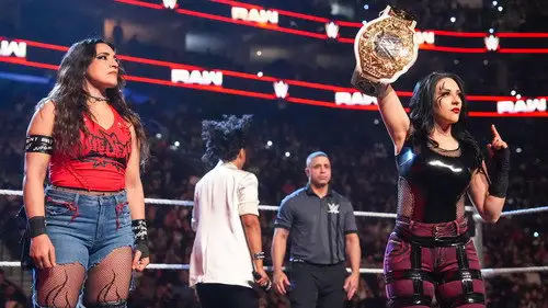 Raw Temporada 34 Episodios 5 • Sub Español