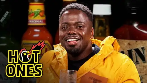 Hot Ones S18E9 • Oglądaj Online