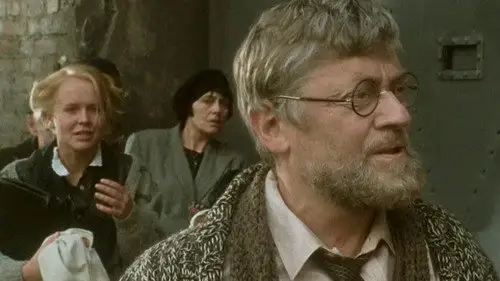 Boża podszewka Temporada 1 Episodios 11 • Sub Español