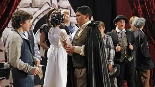 Modern Family Temporada 4 Episodios 14 • Sub Español