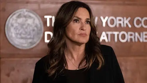 Ley y orden: Unidad de Víctimas Especiales Temporada 25 Episodios 13 • Sub Español