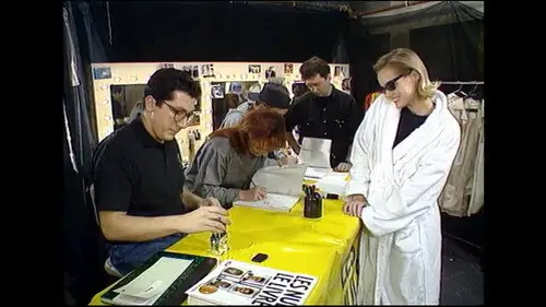 Les Nuls, l'émission S1E10 • Oglądaj Online