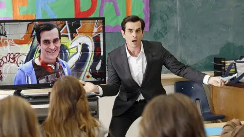 Modern Family Temporada 4 Episodios 21 • Sub Español