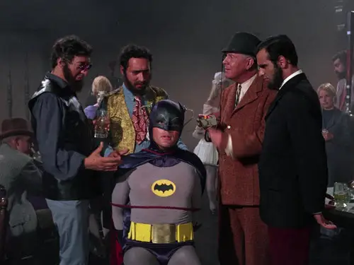 Batman Temporada 3 Episodios 12 • Sub Español