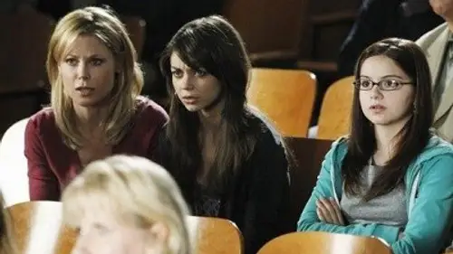 Modern Family Temporada 2 Episodios 19 • Sub Español