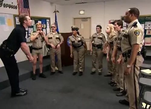 Reno 911! Temporada 5 Episodios 15 • Sub Español