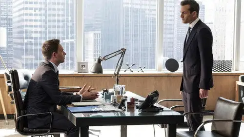 Suits: la clave del éxito Temporada 7 Episodios 12 • Sub Español
