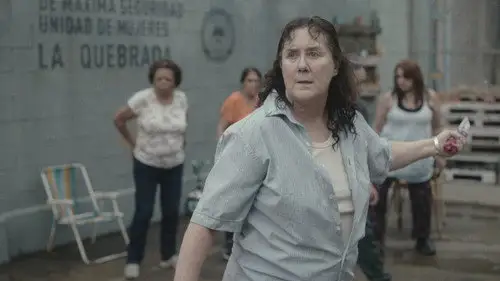 En el barro Temporada 2 Episodios 8 • Sub Español