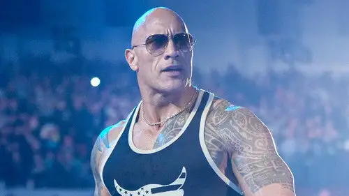 Raw Temporada 32 Episodios 1 • Sub Español