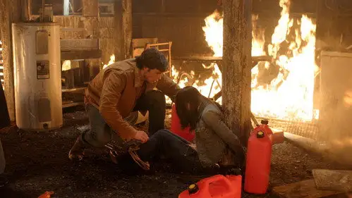 Smallville Temporada 3 Episodios 12 • Sub Español