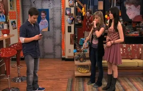 iCarly 2007 Temporada 4 Episodios 9 • Sub Español