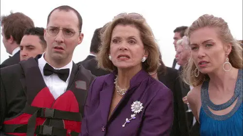 Arrested Development Temporada 3 Episodios 13 • Sub Español