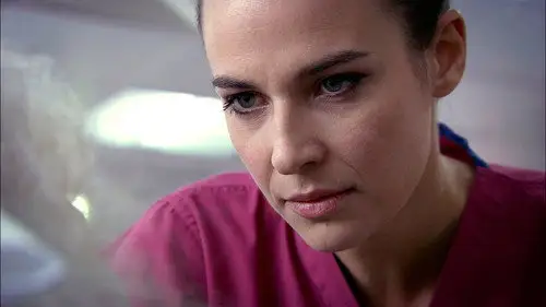 Holby City Temporada 17 Episodios 10 • Sub Español