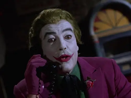 Batman Temporada 1 Episodios 15 • Sub Español