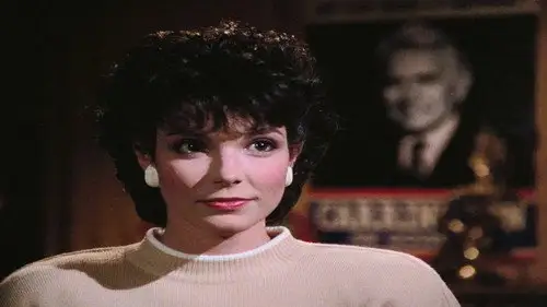 Dinastía 1981 Temporada 8 Episodios 9 • Sub Español