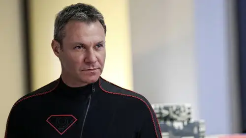 Supergirl Temporada 1 Episodios 19 • Sub Español