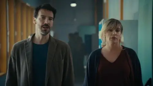 La preside Temporada 1 Episodios 6 • Sub Español