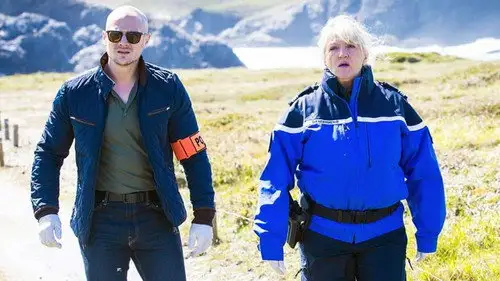 Asesinato en... Temporada 7 Episodios 4 • Sub Español