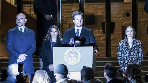 Arrow Temporada 5 Episodios 15 • Sub Español