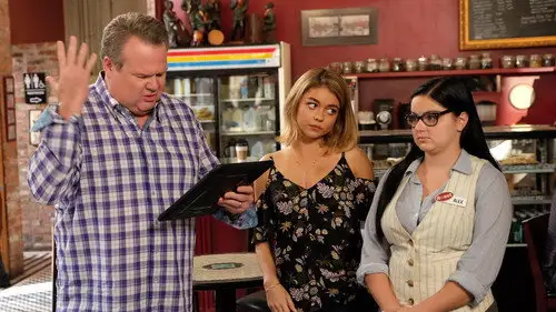 Modern Family Temporada 8 Episodios 11 • Sub Español