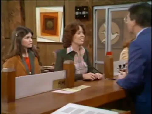 One Day at a Time Temporada 3 Episodios 20 • Sub Español