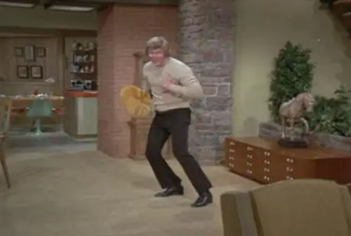 The Brady Bunch Temporada 5 Episodios 9 • Sub Español