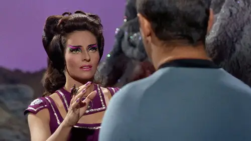 Star Trek Temporada 3 Episodios 17 • Sub Español