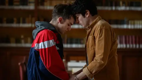 Un Professore Temporada 2 Episodios 8 • Sub Español