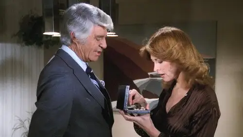Dallas Temporada 2 Episodios 16 • Sub Español