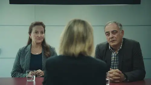El cuerpo en llamas Temporada 1 Episodios 4 • Sub Español