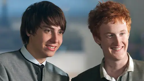 Skins Temporada 5 Episodios 8 • Sub Español