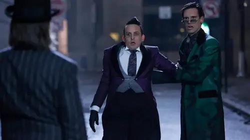 Gotham Temporada 5 Episodios 12 • Sub Español