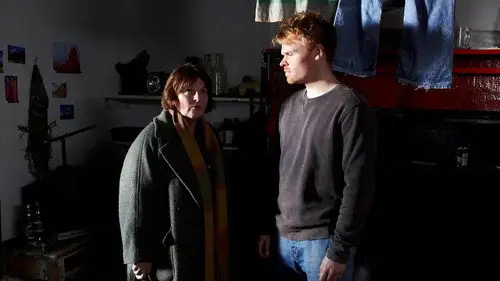 Vera Temporada 3 Episodios 1 • Sub Español
