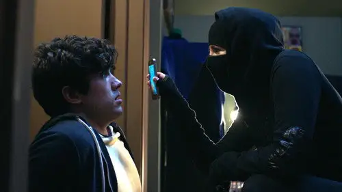 Sweet/Vicious Temporada 1 Episodios 1 • Sub Español