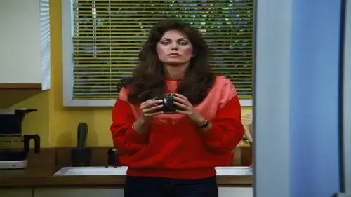 Dallas Temporada 8 Episodios 18 • Sub Español