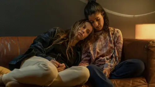 Loving Her Temporada 2 Episodios 4 • Sub Español