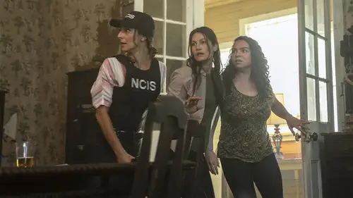 NCIS: Nueva Orleans Temporada 6 Episodios 1 • Sub Español