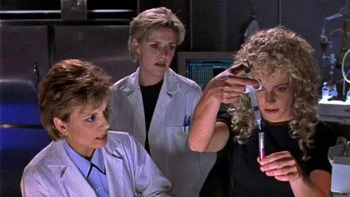Stargate SG-1 Temporada 3 Episodios 11 • Sub Español
