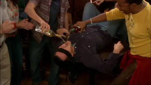 Joey Temporada 2 Episodios 12 • Sub Español