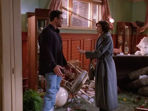 Lois y Clark: Las nuevas aventuras de Superman Temporada 4 Episodios 12 • Sub Español
