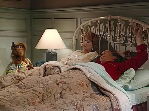 ALF Temporada 2 Episodios 2 • Sub Español
