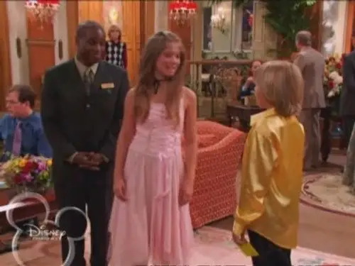 Hotel, dulce hotel: Las aventuras de Zack y Cody Temporada 2 Episodios 2 • Sub Español