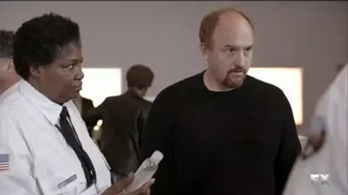Louie Temporada 1 Episodios 5 • Sub Español