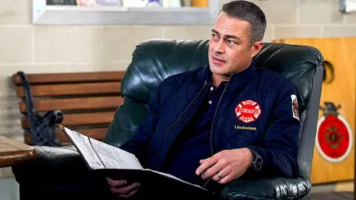 Chicago Fire Temporada 11 Episodios 13 • Sub Español